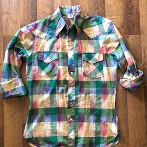 Vintage Plaid Pearlsnap Button down western shirt